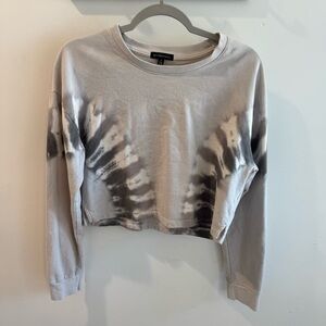 Beyond Yoga Weekend Tie-Dye Boxy Cropped Sweatshirt Medium